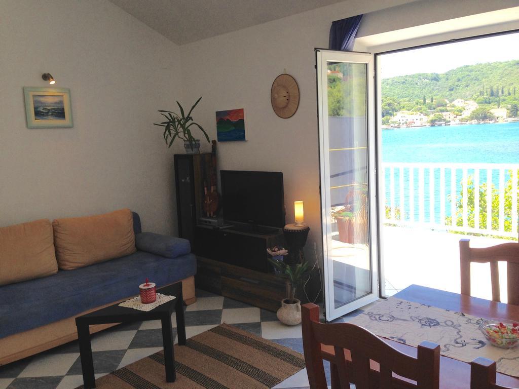 Apartments Capitano Blue ザトン エクステリア 写真